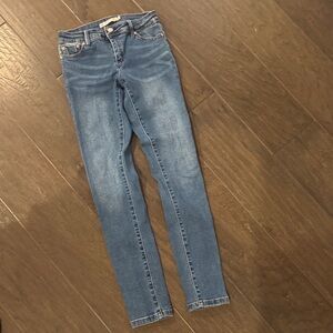 Tractr Kids Skinny Jeans in Light Blue Wash